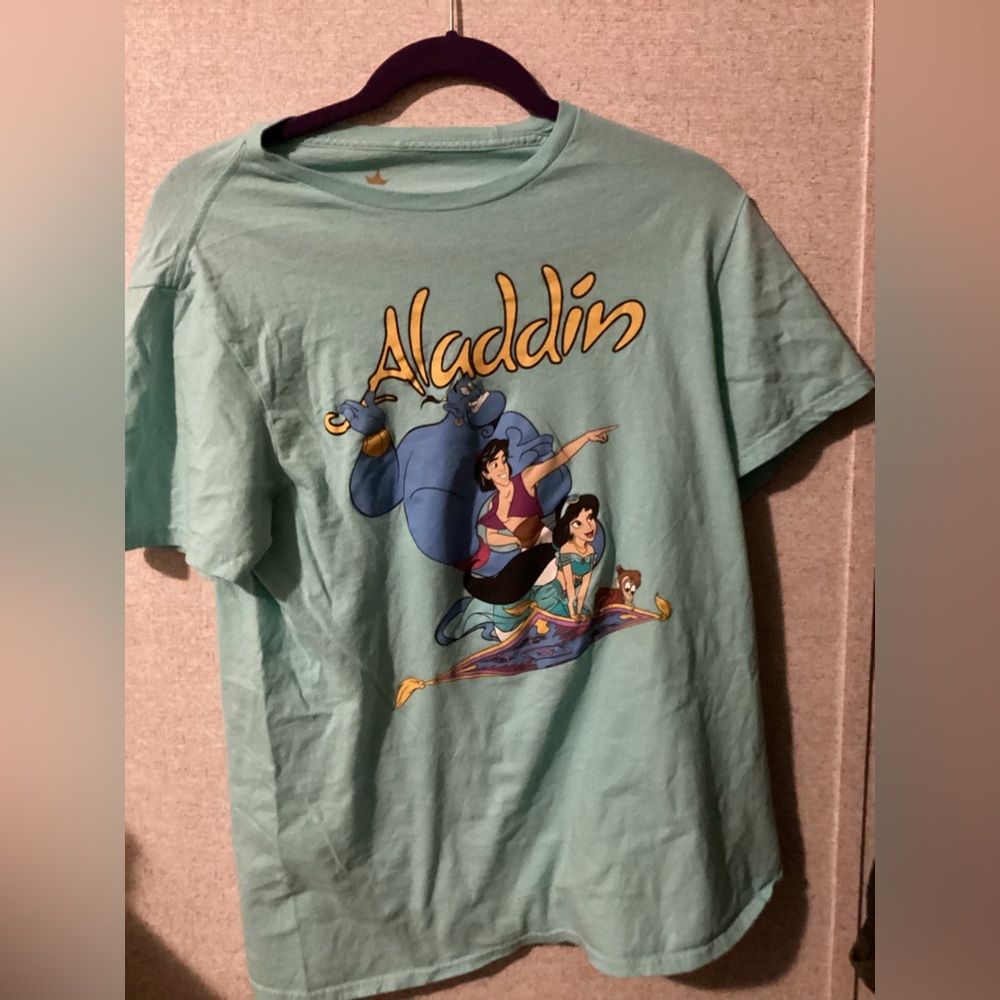 Target Disney Aladdin t shirt blue jasmine genie size Medium